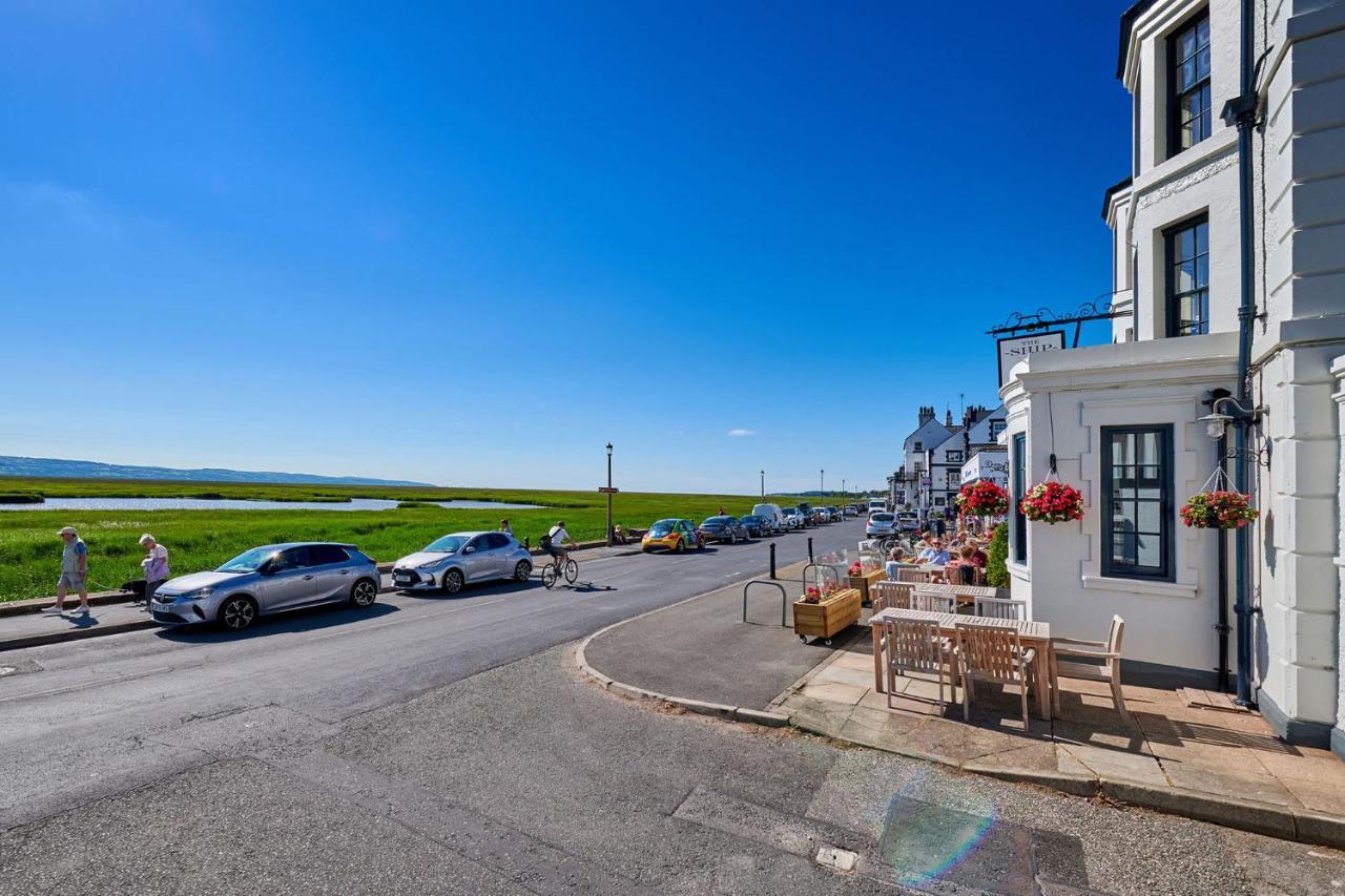 The Ship 4* Parkgate (Cheshire)